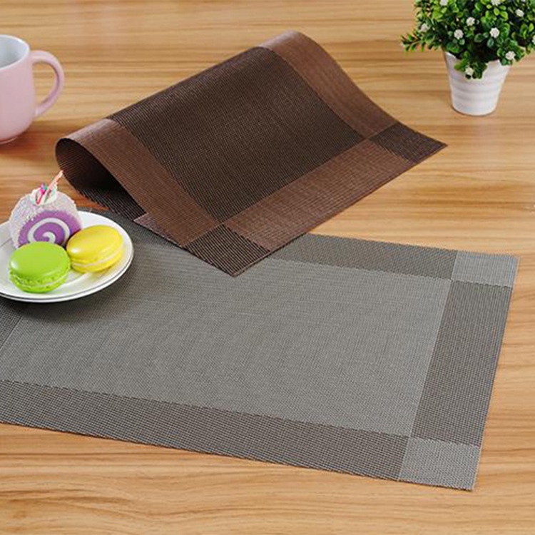 Placemat Kotak / Tatakan Meja Makan Anti Slip Panas / Dekorasi Meja