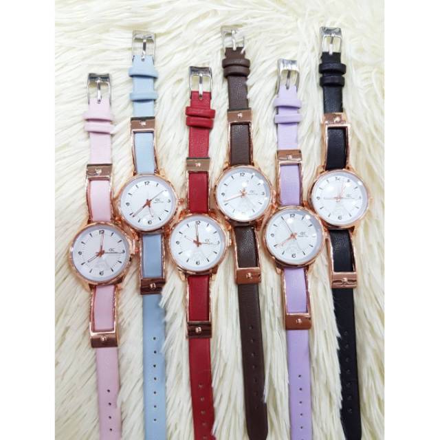 Jam tangan Wanita / jam Gelang