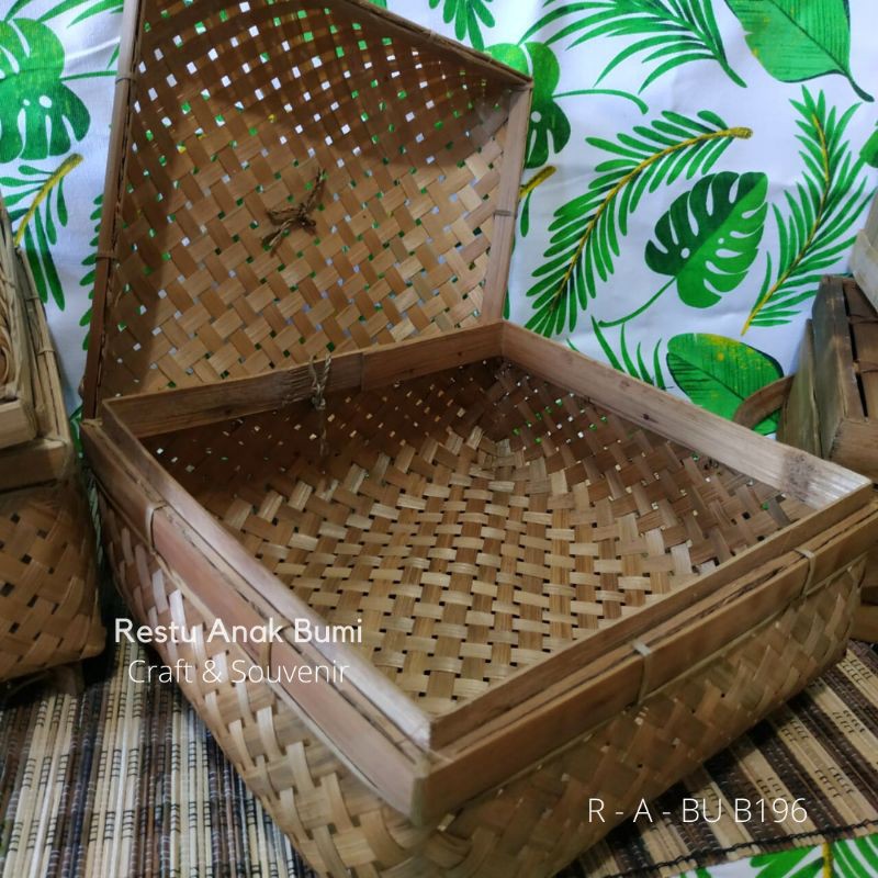

Promo (B196) Sokase Bambu 25cm|Parcel|Hampers|Kotak|Serahan|Kado|Hadiah|Besek|Gift Box|Wadah|Keranjang | Anyaman Bambu | Sokase | Hantaran | Wadah Kue Kering | Tempat Buah | Box Nasi | Roti Basah |Jajanan Pasar | Roti Kering