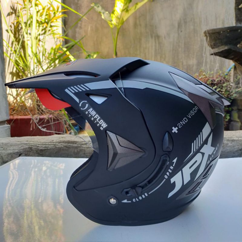 Helm Semi Cross Supermoto Hitam Doff untuk Pria