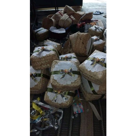 

BESEK BAMBU BIASA | KOTAK NASI | BESEK CATERING UKURAN 20 X20 :B20 PWR