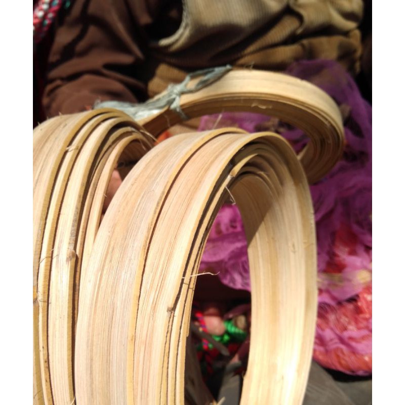 Pita Penjalin Rotan Bunyi Layangan Sawangan Khas Madura Tradisional