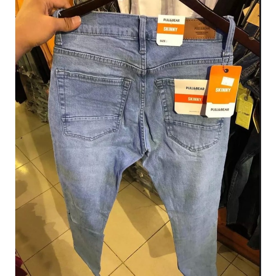 CELANA JEANS PRIA PULL&BEAR FULL BLACK SKINNY PULLANDBEAR PULL & BEAR PULL AND BEAR CELANA SLIMFIT