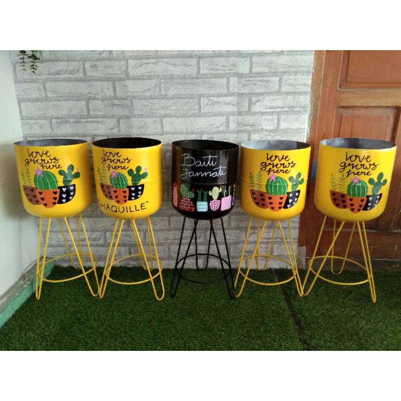 standing pot lukis //pot tanaman // pot aesthetic //pot tong lukis // pot custom