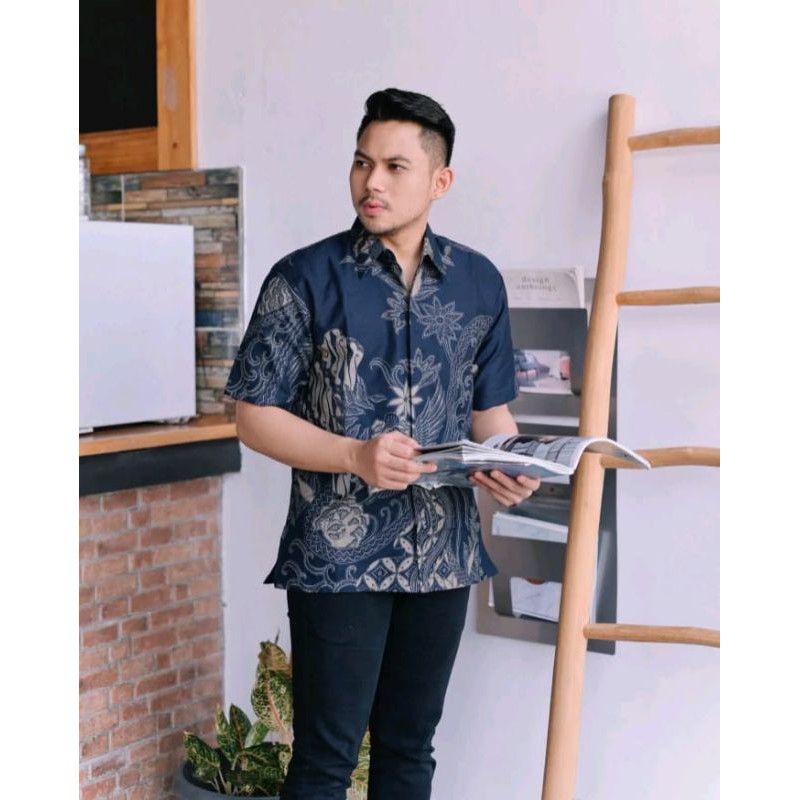 KEMEJA BATIK LENGAN PENDEK NAVY / KEMEJA BATIK EXCLUSIVE WARNA NAVY TERBARU 2022 / BATIK PREMIUM WARNA NAVY A14 KATUN HALUS LAPIS FURING