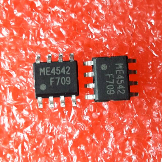 ME4542 ME 4542 IC 4542 ORIGINAL DUAL MOSFET N DAN P Channel 30V SMD SOP-8