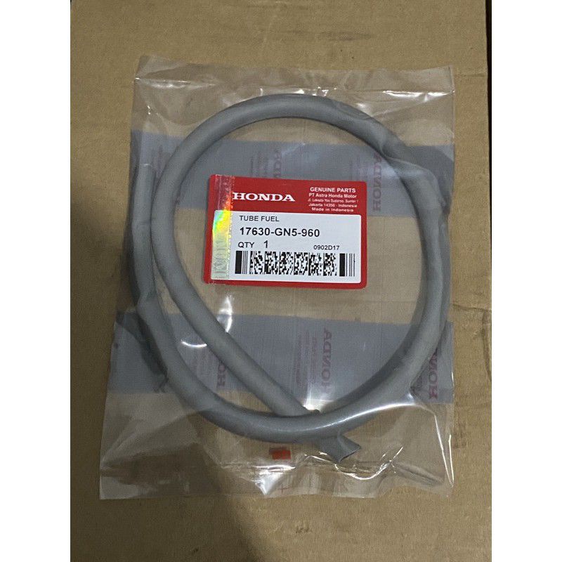 SELANG BENSIN UKURAN 60CM UNTUK SEMUA JENIS MOTOR