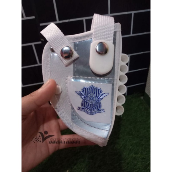 SARUNG SENJATA LANTAS