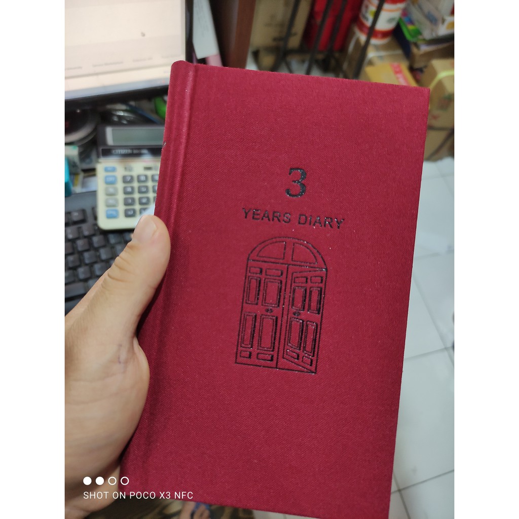 buku agenda tahunan 3 years diary import ukuran `11,5x 18,5 cm