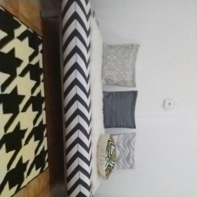 Sprei Resleting Untuk Day Bed Busa - Kasur Palembang Bebas Motif- Zipper Awet