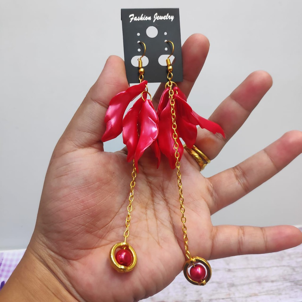 Anting Hijab Fashion Daun Akrilik Mutiara - ANTING HIJAB - GIWANG - KERABU ANTING JUNTAI FASHION