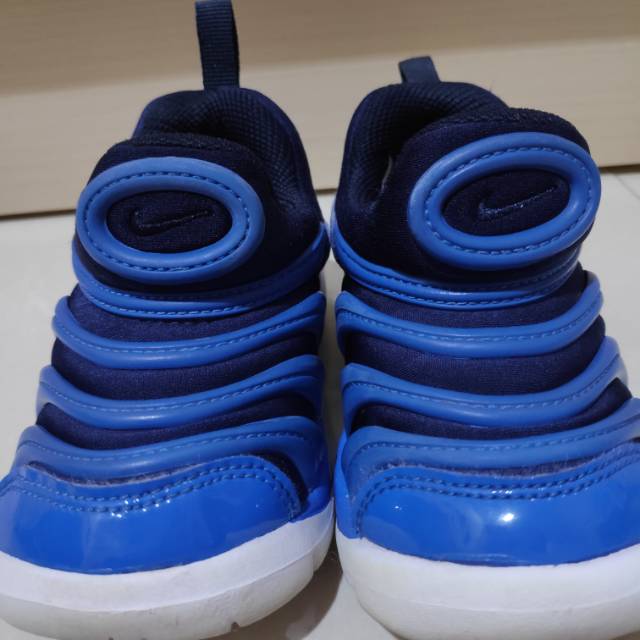 Preloved nike todddler shoe