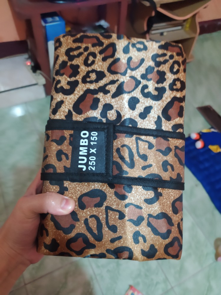 Tikar Piknik Lipat Bisa Pilih Motif Bahan Microsatin Jumbo 250 X 150 Cm