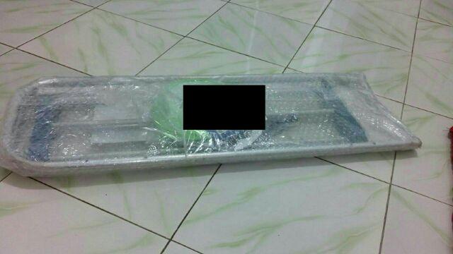 Tepat Rak Handuk + Keranjang Laundry