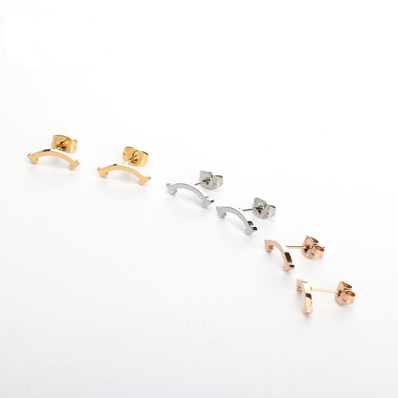 Anting Senyum Mode Sederhana Baru Baja Titanium 18 K Rose Gold Anting Tidak Alergi Tidak Luntur