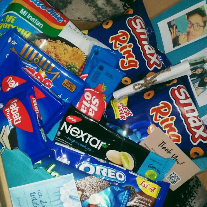 

SNACK BOX/GIFTBOX/HADIAH/SNACK