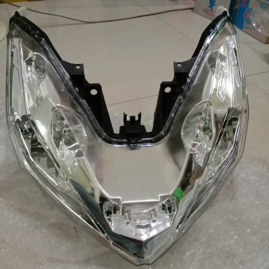 Lampu Depan/Reflektor Vario 150 LED merek WIN