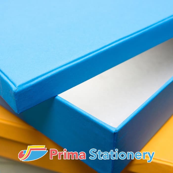 

KADO PERNIKAHAN Kotak Kado ukuran 20x20x6cm Warna Polos ADWA WAW