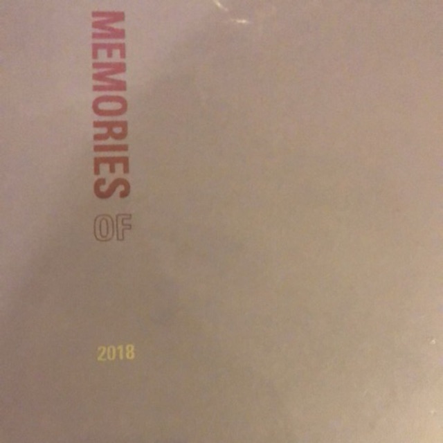 BTS Memories 2018 DVD Sharing Set