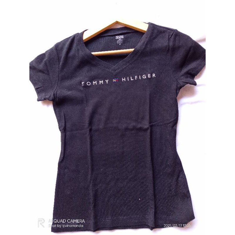 KAOS WANITA DEWASA TOMMY HILFIGER