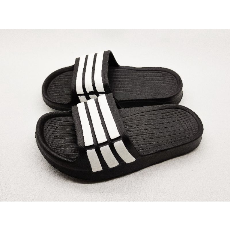 SANDAL PRIA&amp;WANITA GARIS TIGA MOTIF ORIENTAL / SANDAL SELOP ORIENTAL TERMURAH / SANDAL CASUAL / SANDAL  SELOP GARIS TIGA /SANDAL SELOP ADIDAS /SANDAL SLIP ON ADIDAS/SANDAL SELOP ANAK SAMPAI DEWASA / FASHION PRIA&amp;WANITA / SANDAL SELOP SANTAI / SANDAL KARET