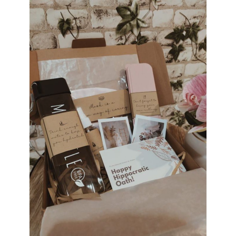 Special New Normal Kit Hampers/Kado Wisuda/Kado Sumpah Dokter/Kado Suami Istri/Kado Orang Tersayang