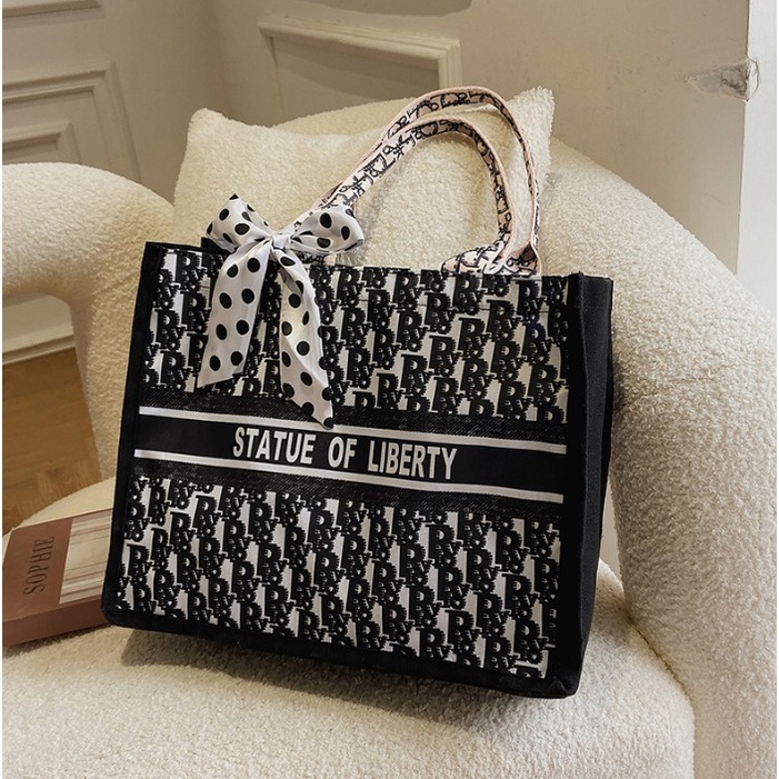 LIBERTY Totebag Motif Kanvas Wanita Pria Remaja Resleting Korean Style By Chikoisme NR