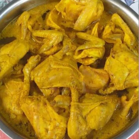 

ayam kampung ungkep per ekor 800gr FRESH - potong 10