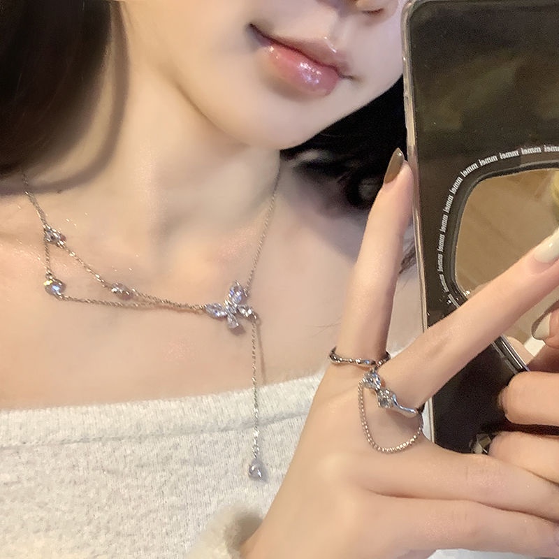 Kalung Choker Liontin Kupu-Kupu Bahan Zircon Warna Silver Untuk Wanita