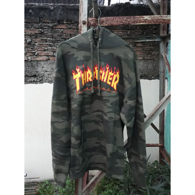 Thrasher flame logo hoodie forest camo