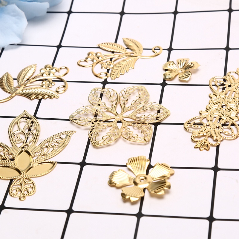 50pcs Daun Bunga Bahan Metal Gaya Vintage Untuk Membuat Perhiasan