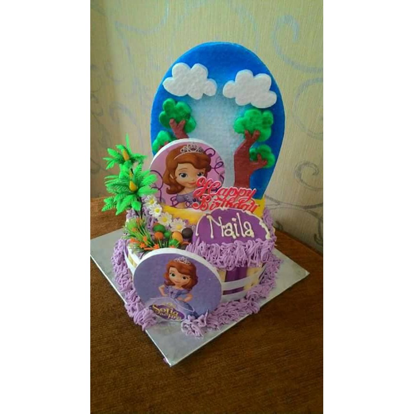 

Kue Ulang Tahun "SOFIA