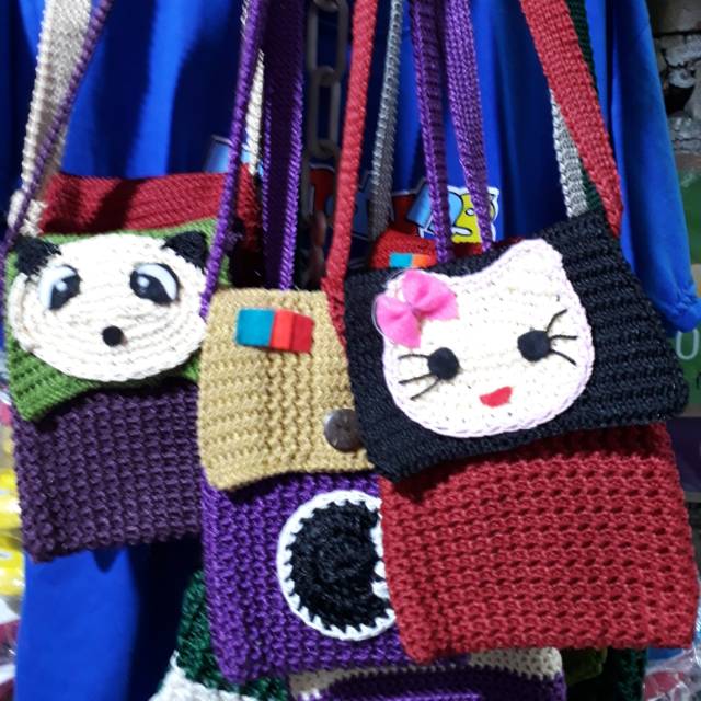TAS RAJUT SLEMPANG HP KARAKTER
