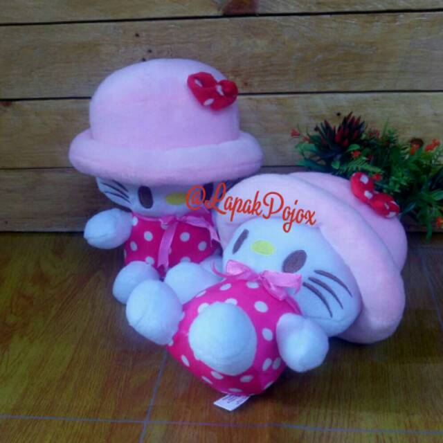 Boneka Hello kitty Topi size S 23cm