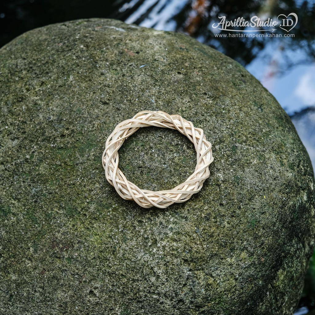 RING ROTAN HIASAN RUSTIC