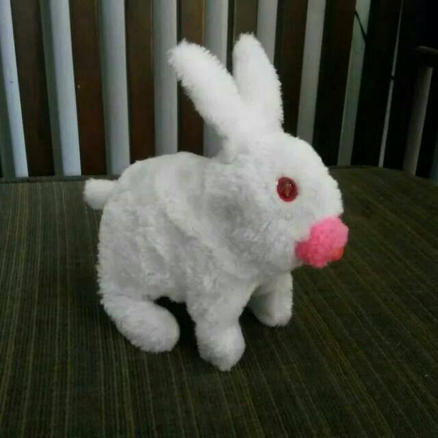 Mainan robot boneka kelinci lucu bisa berjalan dan bersuara rabbit