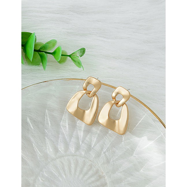 LRC Anting Tusuk Fashion Matte Golden Geometric Irregular Stud Earrings In Matte Alloy D84666