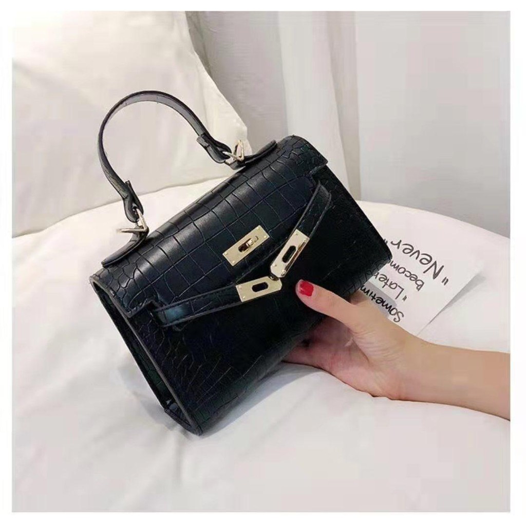 BJ1274 - BLACK/KHAKI/RED/WHITE/YELLOW - TAS KULIT SLEMPANG HANDBAG JINJING TOTEBAG TAS KERJA TERMURAH TERLARIS BAGSTORE JAKARTA GT1335 BTH125452 CR7042 ZC9092 LT1509 DJ3022 BQ2440 EL274