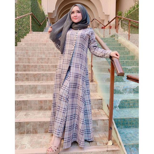 Set celana burberry