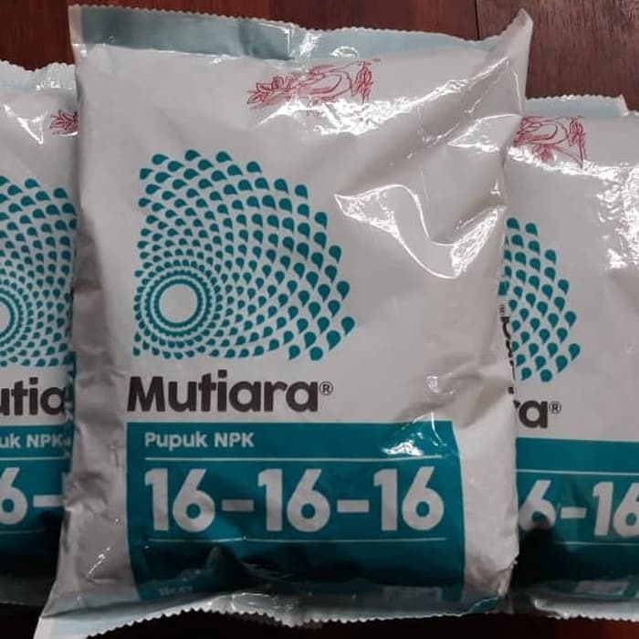 PUPUK NPK MUTIARA 1KG