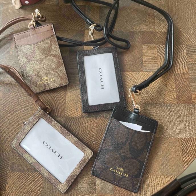 dompet id card coach lanyard in