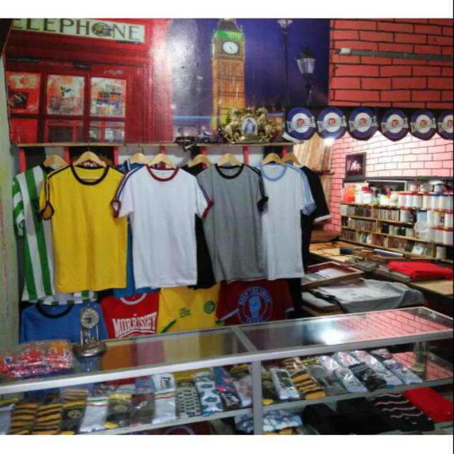 Ringer tee / kaos ringer / sablon kaos