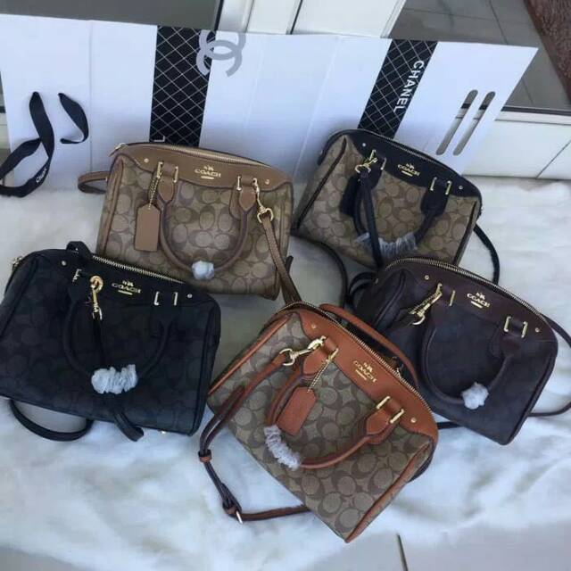 Coach benneth speedy / coach speedy benneth bag / coach bag / tas awkarin / tas nagita