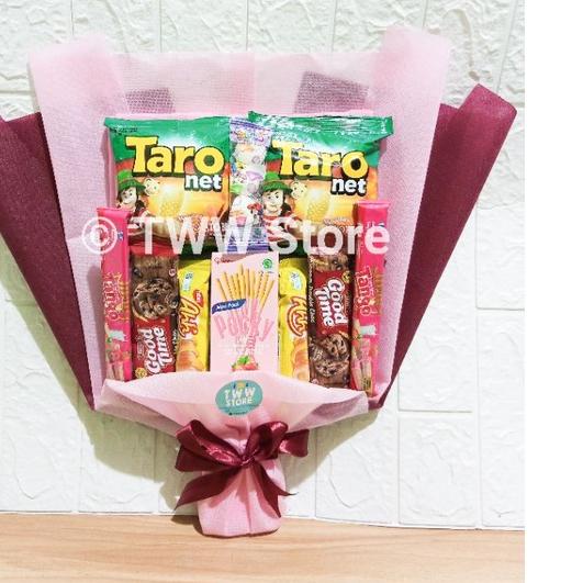 

Product Terlaris|SQ14|[PO] Buket Snack Affordable TWW Store Hadiah Ultah, Sidang, Wisuda