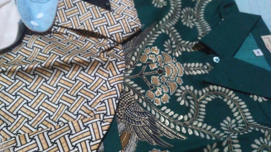 Kemeja Batik Semi Sutra Silky Premium Puring Istimewa