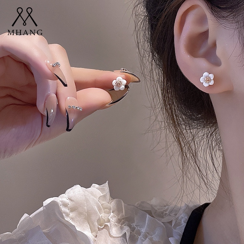 Anting Stud Silver Needle S925 Bentuk Bunga Putih Mini Gaya Korea Untuk Wanita