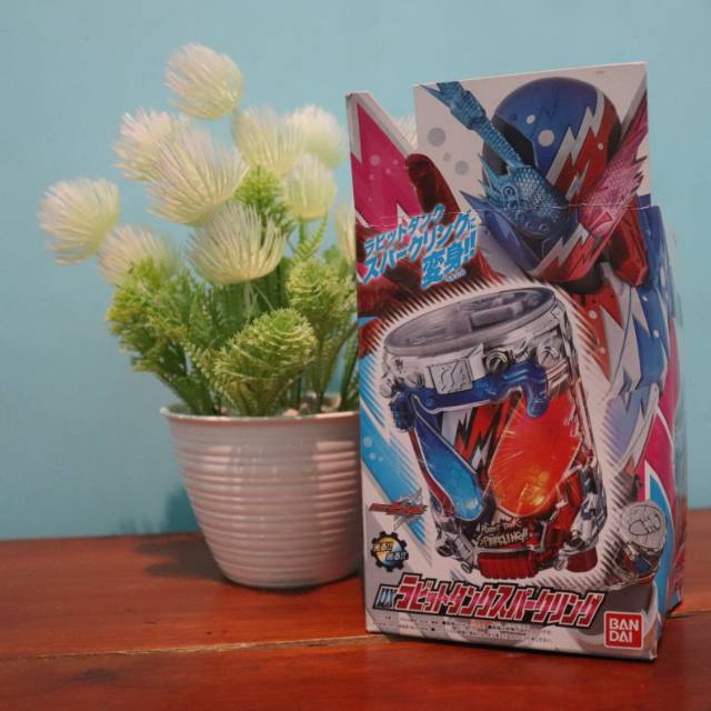 DX Rabbit Tank Sparkling Bottle