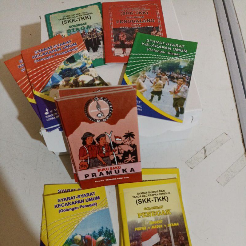 

buku pramuka aneka pilihan