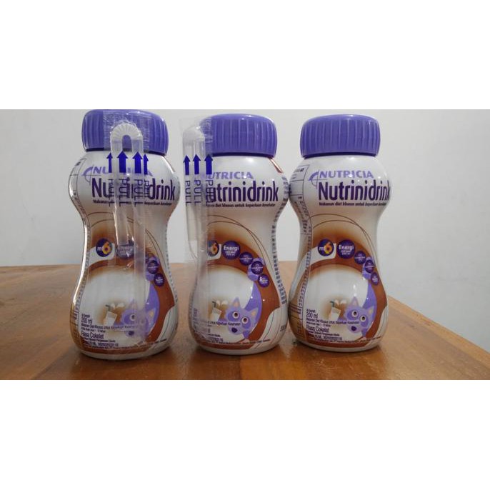 

Nutrinidrink Susu Cair Bayi Cokelat / Coklat 200Ml Nutricia