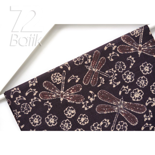 KAIN BATIK PREMIUM Bahan Katun Motif Capung Warna Hitam Black Item 724684 Cap 72 Jarik Jarit Samping Kebat Panjang Batik Katun Modern Premium Bahan Seragam Batik Pernikahan Kantor Keluarga Murah Kamen Jadi Batik Bali Lembaran